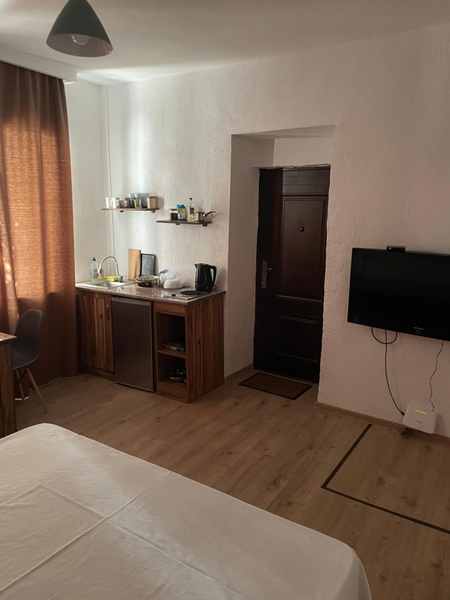Apartment In The City Center With The Garden Jerevan Exteriér fotografie